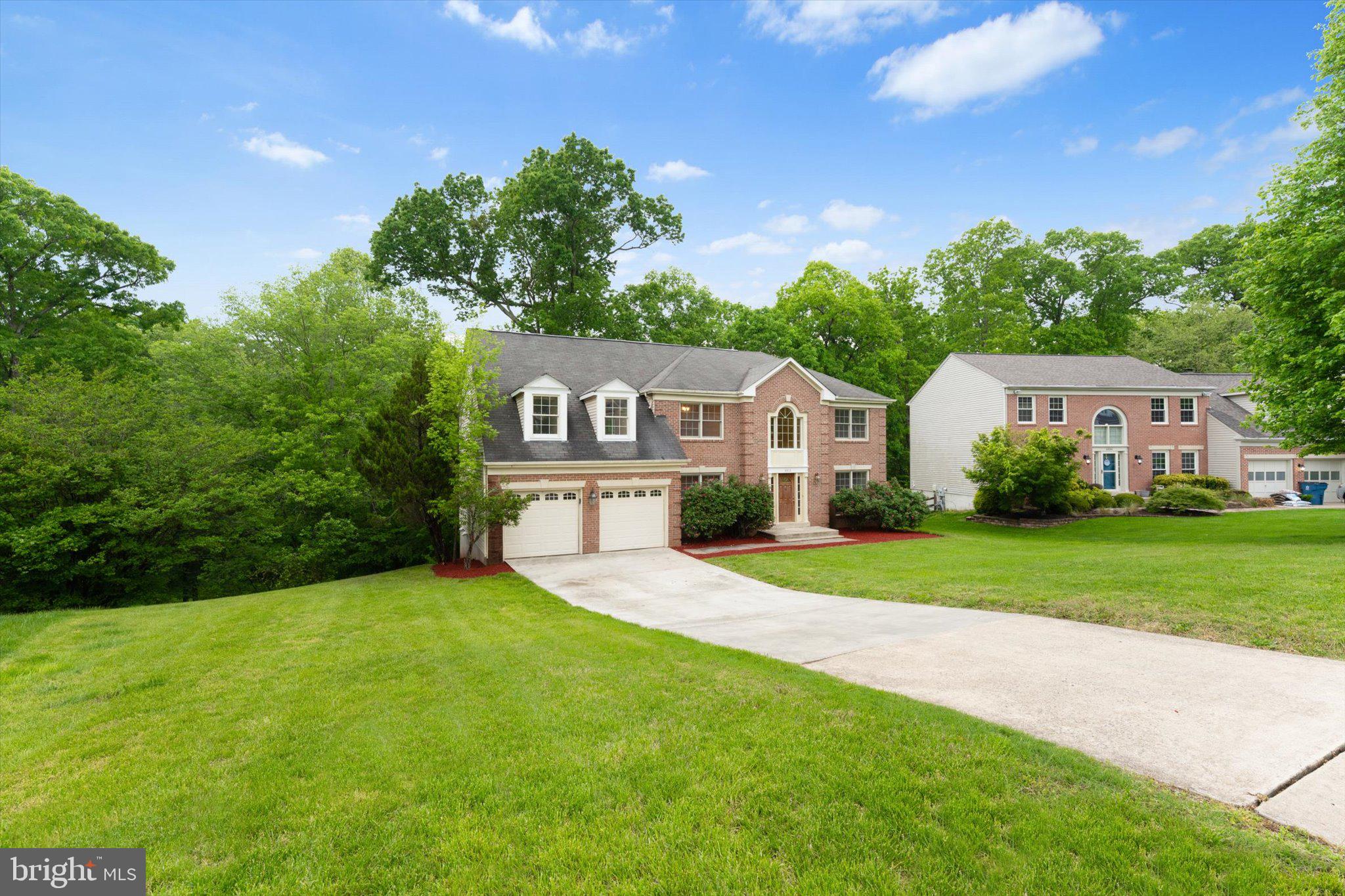 6832 Compton Heights Circle Clifton, VA 20124 - Photo 2 of 54