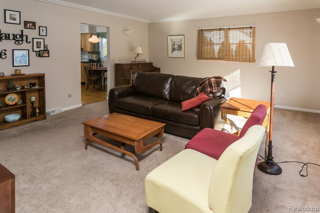 812 Spring Street Howell, MI 48843 - Photo 13 of 29