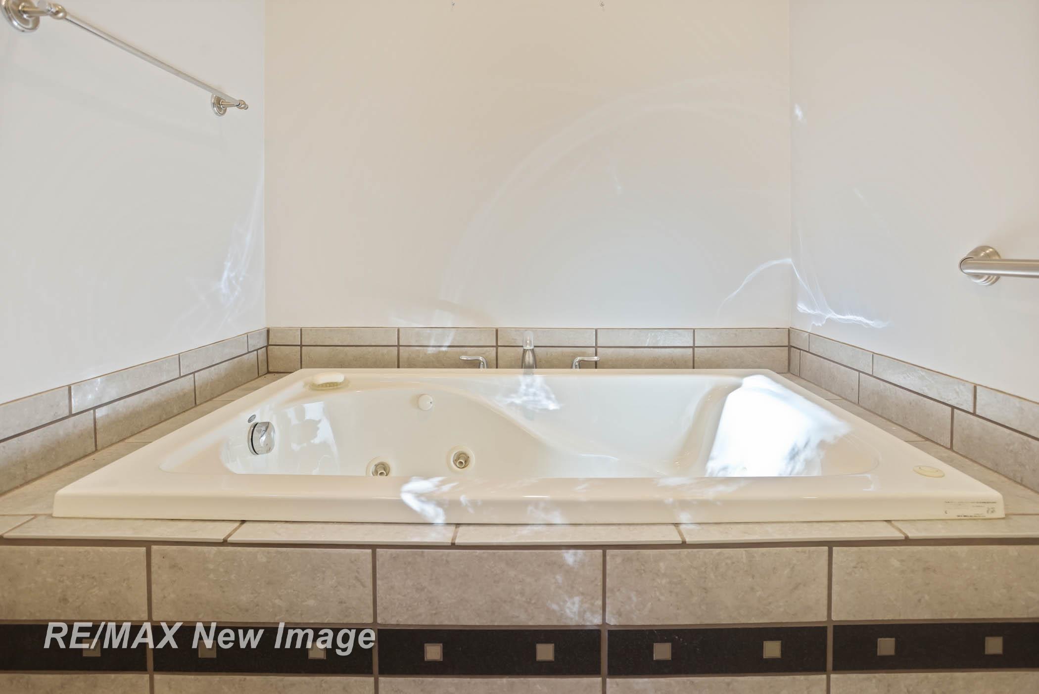 12566 Gratiot Road Saginaw, MI 48609 - Photo 27 of 59 50157004-f17069bb-d1a4-474c-a492-96facb13159a.JPG