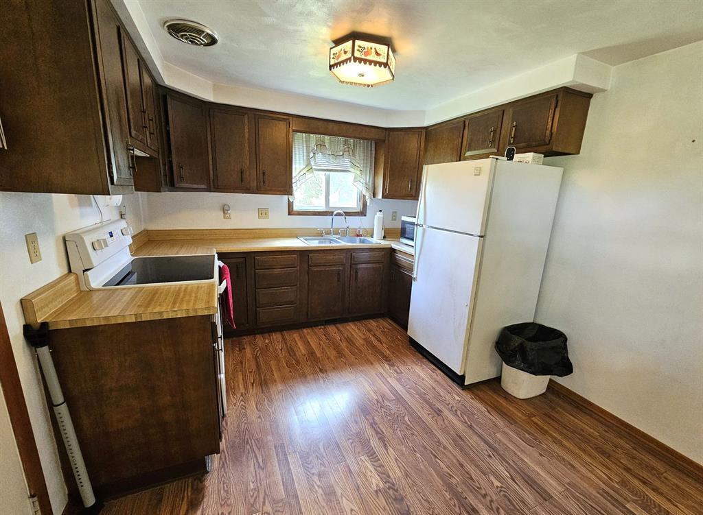 640 Taylorstown Ridge Road Taylorstown, PA 15365 - Photo 19 of 37