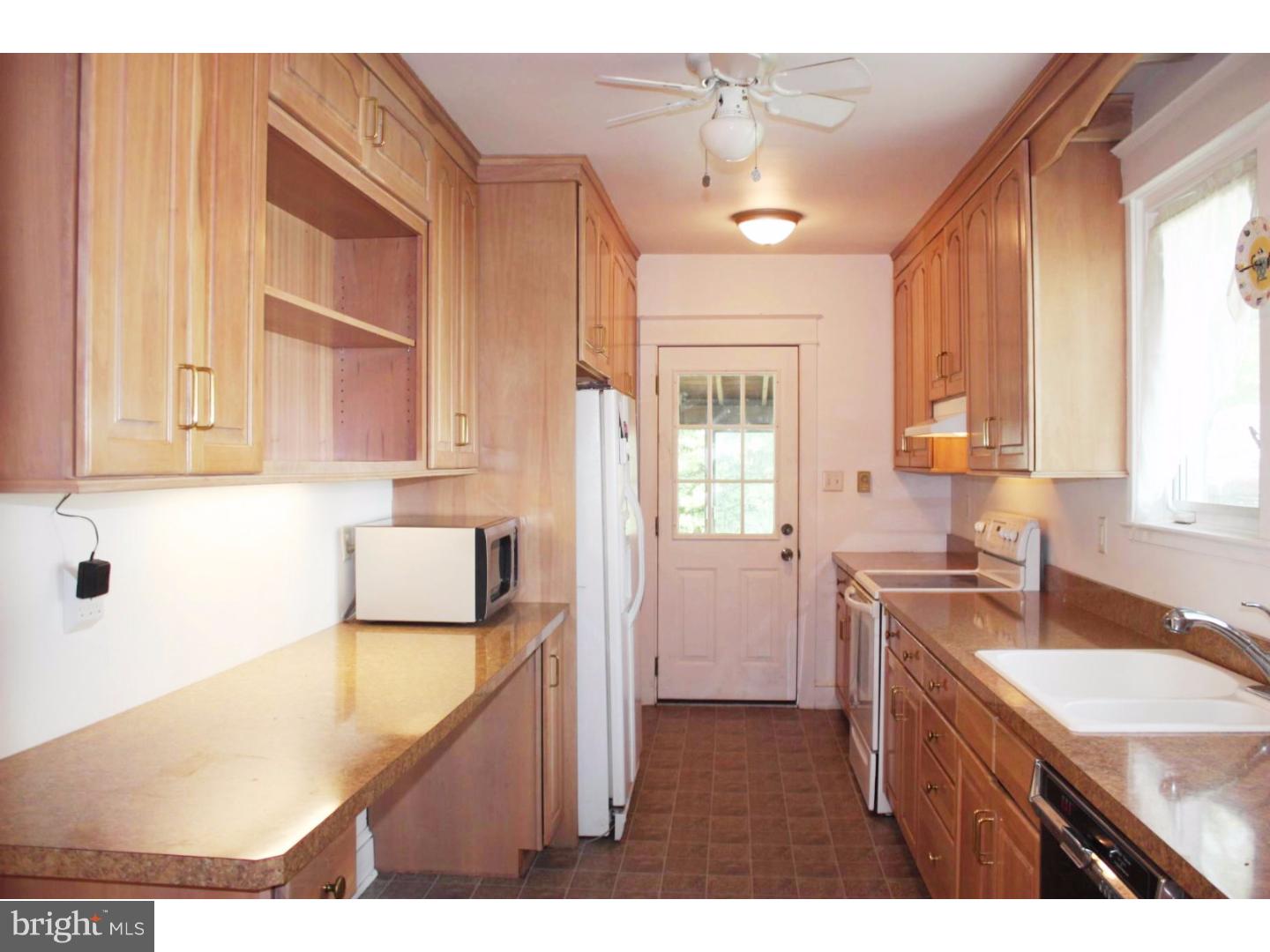 6 Strathmore Road Havertown, PA 19083 - Photo 10 of 23