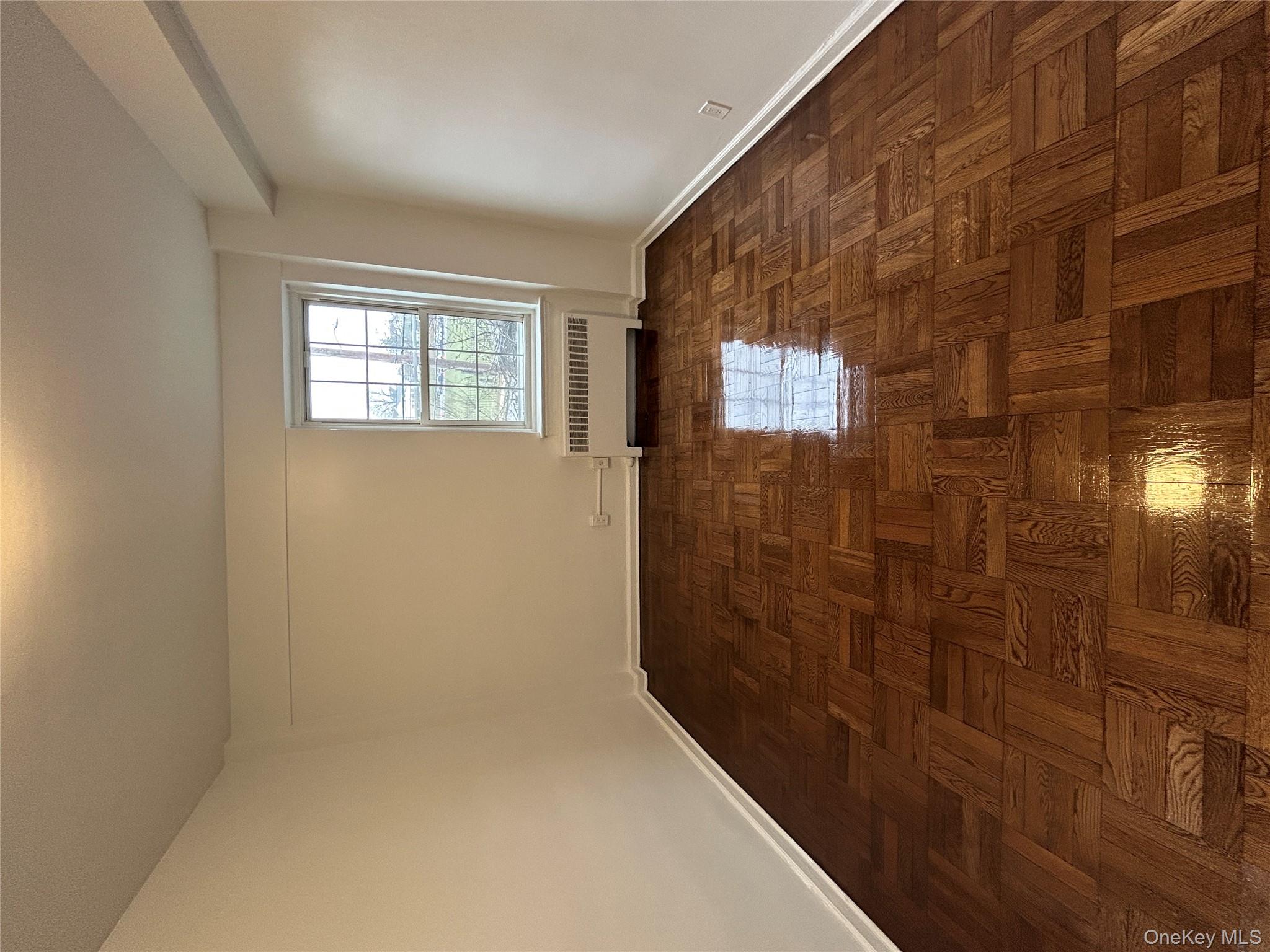 230 Pelham Road, Unit 2E New Rochelle, NY 10805 - Photo 8 of 31