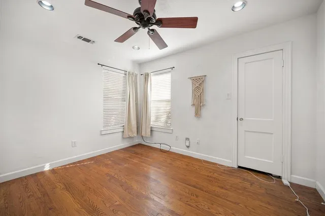 $325,000 | 4029 Lovell Avenue, Fort Worth, TX 76107