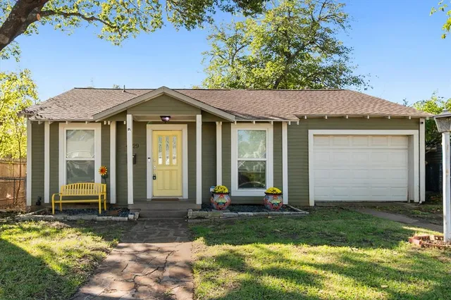 $325,000 | 4029 Lovell Avenue, Fort Worth, TX 76107