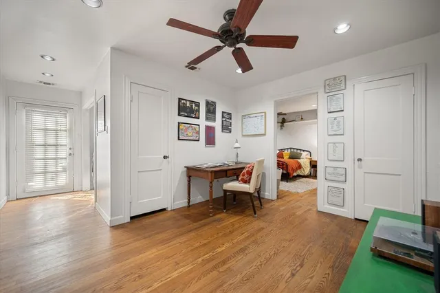 $325,000 | 4029 Lovell Avenue, Fort Worth, TX 76107