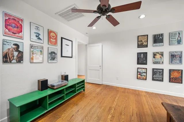 $325,000 | 4029 Lovell Avenue, Fort Worth, TX 76107