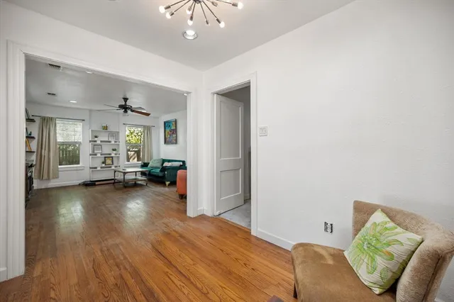 $325,000 | 4029 Lovell Avenue, Fort Worth, TX 76107