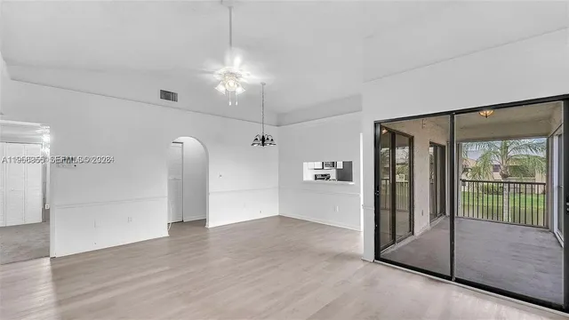 $2,075 | 1280 South Franklin Avenue, Unit 1280L, Homestead, FL 33034