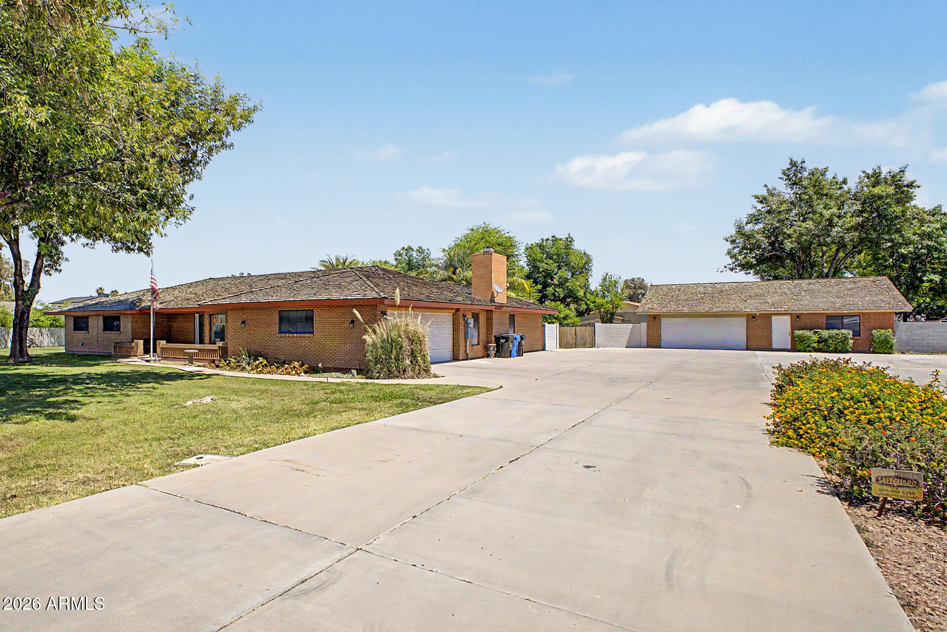 1345 North Greenfield Road Gilbert, AZ 85234 - Photo 15 of 63