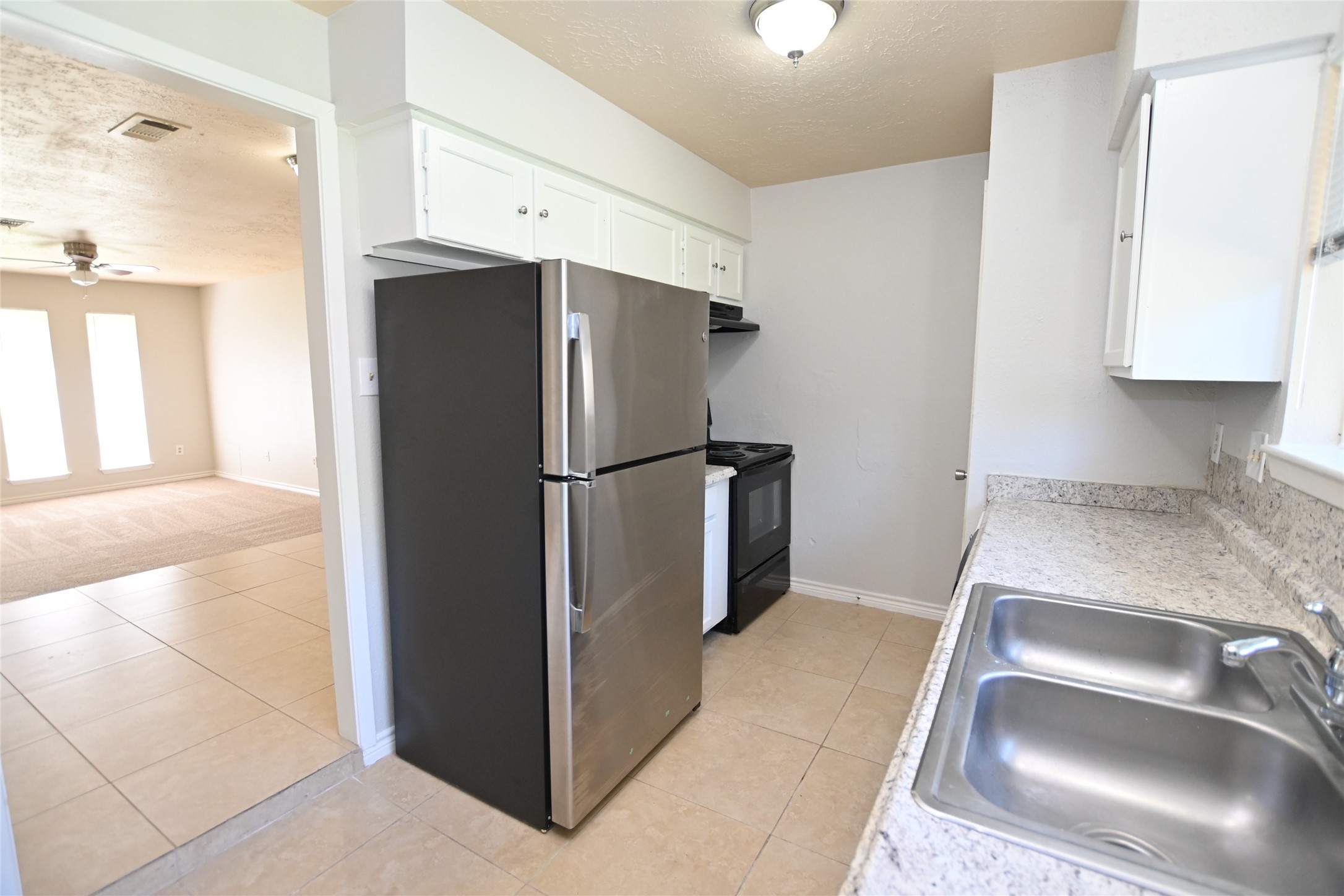 4615 Fitzwater Drive Spring, TX 77373 - Photo 9 of 17