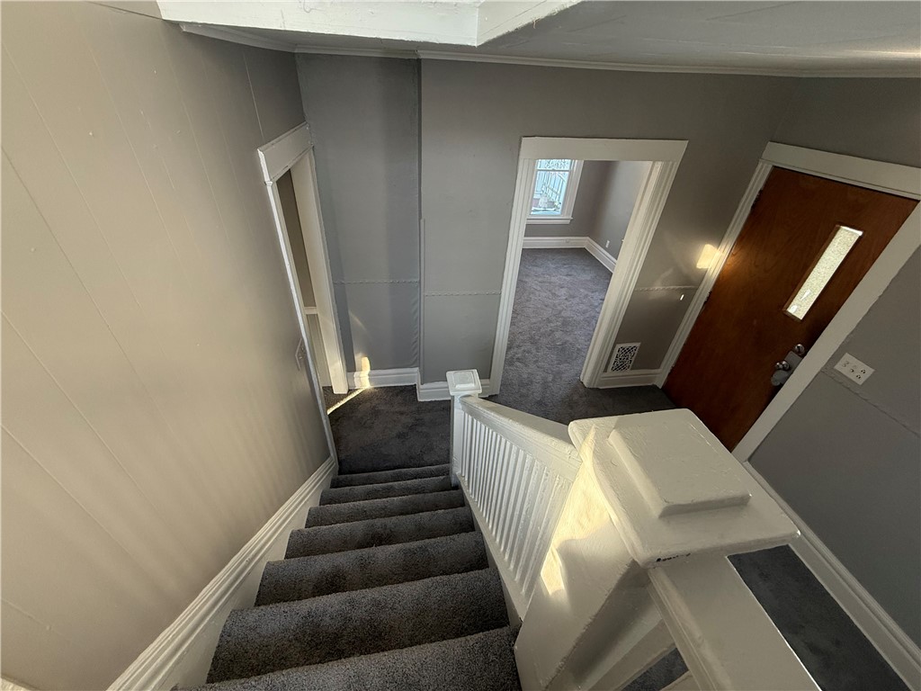 147 5th Street Rochester, NY 14605 - Photo 15 of 24