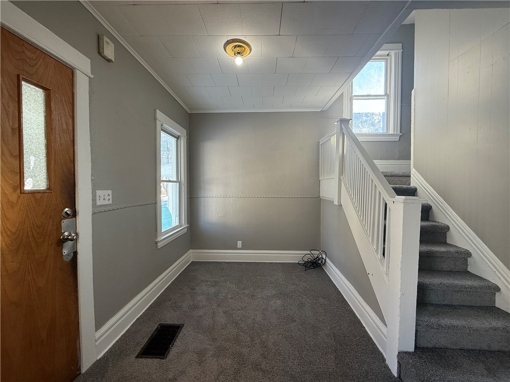 147 5th Street Rochester, NY 14605 - Photo 6 of 24