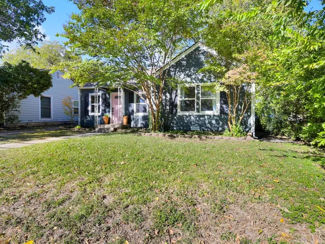 $365,000 | 3804 Pershing Avenue, Fort Worth, TX 76107