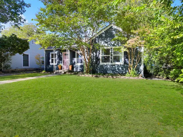 $365,000 | 3804 Pershing Avenue, Fort Worth, TX 76107