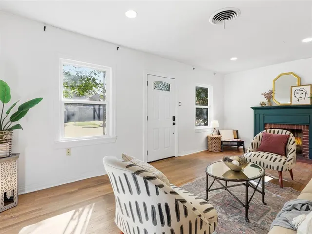 $365,000 | 3804 Pershing Avenue, Fort Worth, TX 76107