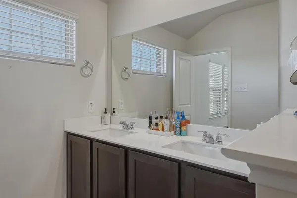 $2,300 | 2137 Crooked Bow Drive, Mesquite, TX 75149