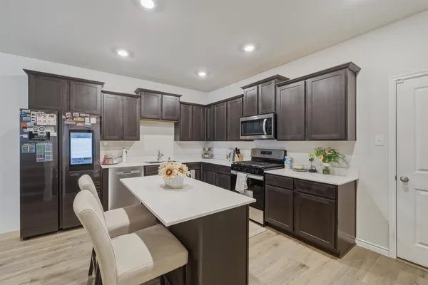 $2,300 | 2137 Crooked Bow Drive, Mesquite, TX 75149
