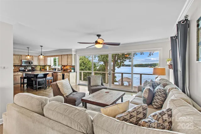 $7,900 | 9598 Riviera Drive, Sherrills Ford, NC 28673