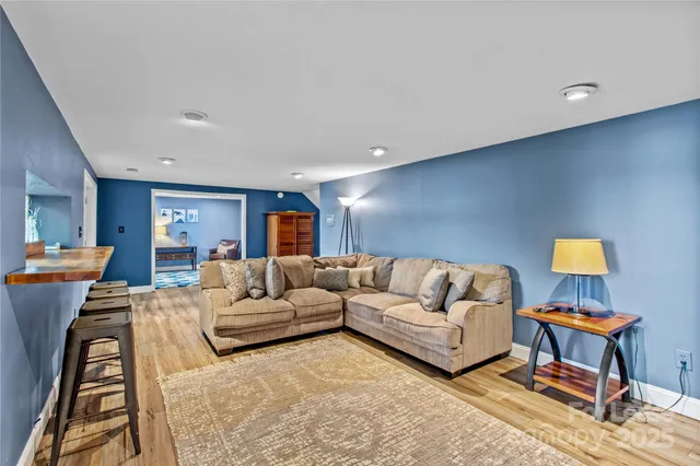 $7,900 | 9598 Riviera Drive, Sherrills Ford, NC 28673