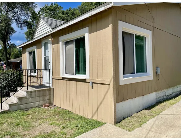 $95,000 | 379 Western Avenue, Benton Harbor, MI 49022