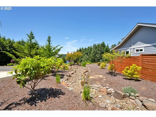 $799,000 | 83591 Sauter Drive, Florence, OR 97439