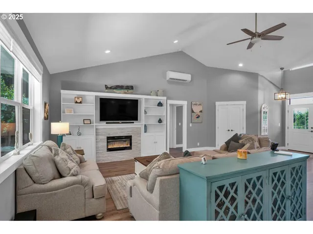 $799,000 | 83591 Sauter Drive, Florence, OR 97439