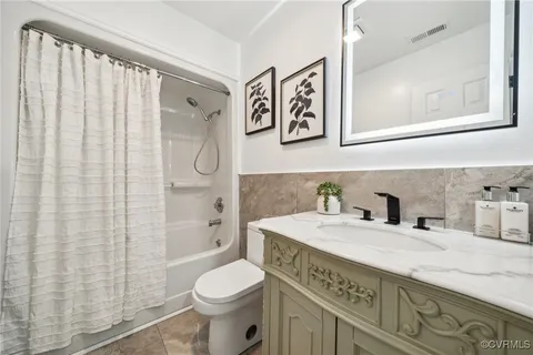 $599,000 | 1553 Degrasse Drive, Hayes, VA 23072