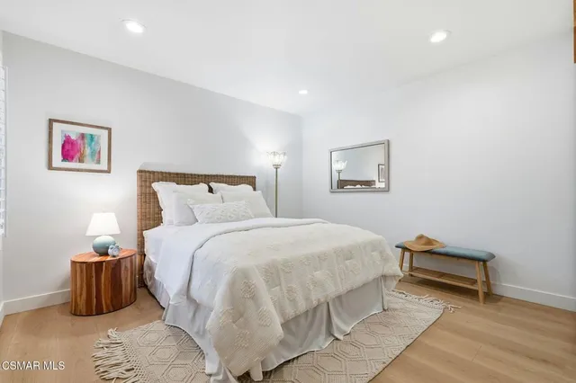 $3,400 | 41040 Village 41, Camarillo, CA 93012