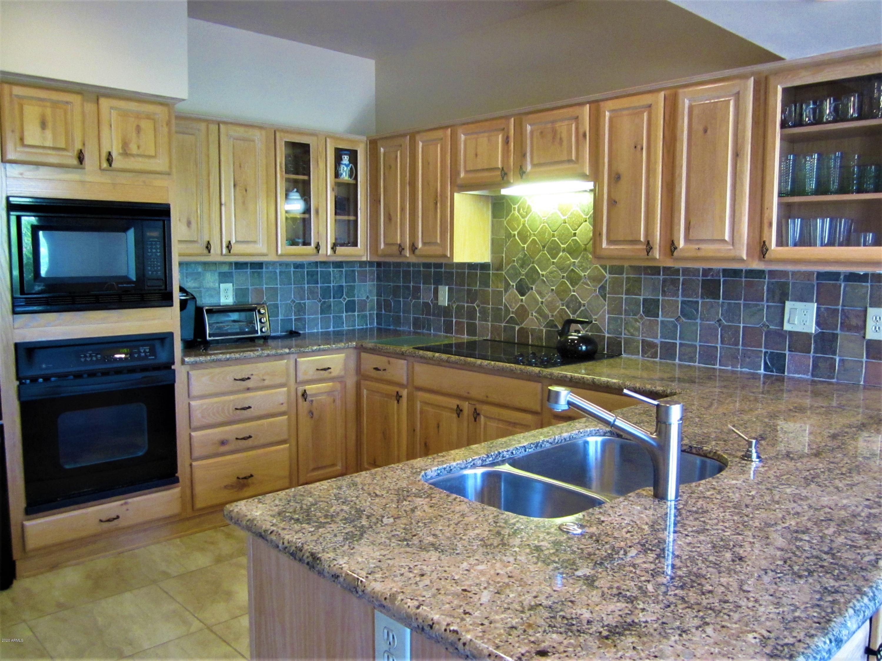 7700 East Gainey Ranch Road, Unit 152 Scottsdale, AZ 85258 - Photo 14 of 44 Granite Counters