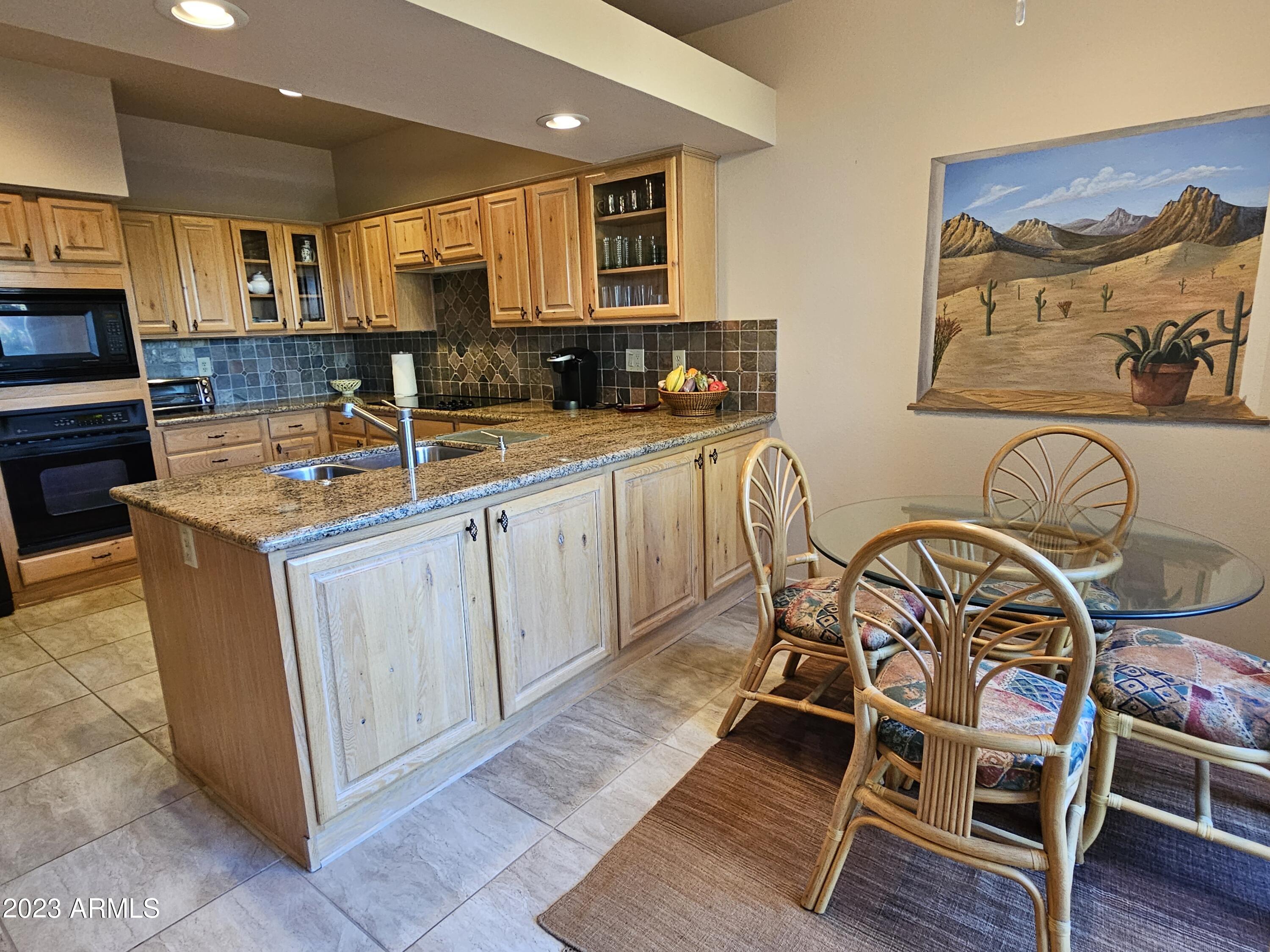 7700 East Gainey Ranch Road, Unit 152 Scottsdale, AZ 85258 - Photo 19 of 44 Kitchen & Casual Dining