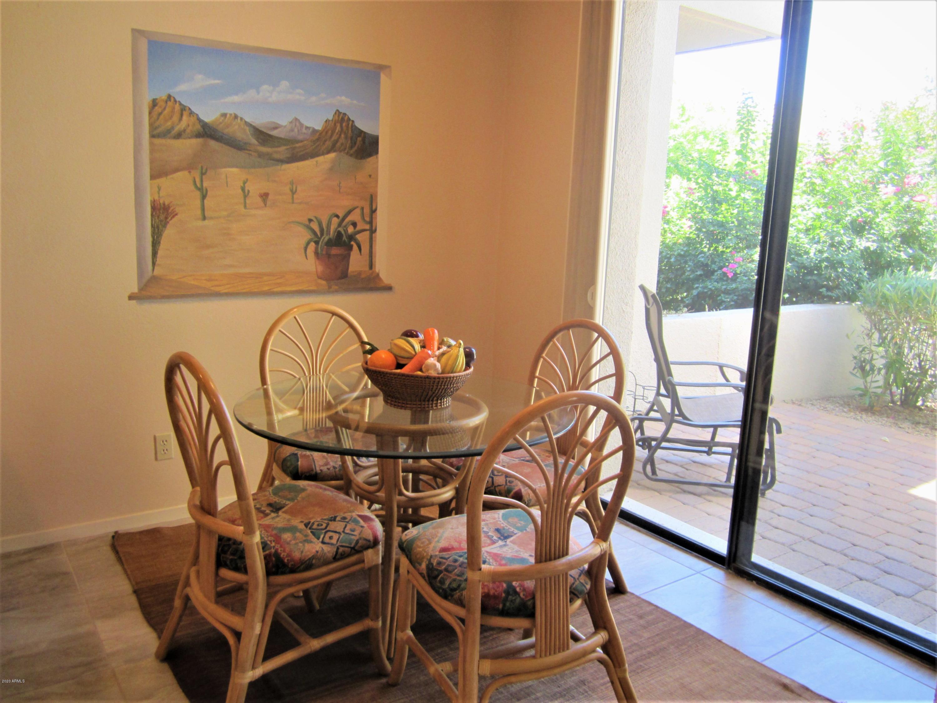 7700 East Gainey Ranch Road, Unit 152 Scottsdale, AZ 85258 - Photo 20 of 44 Casual Dining Area