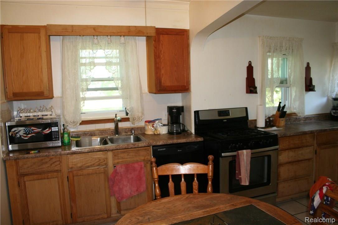 30585 Ecorse Road Romulus, MI 48174 - Photo 10 of 20 2015-09-10 13.58