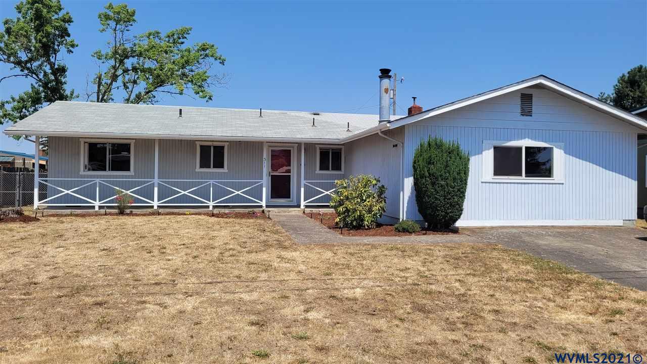 311 Walker Road Lebanon, OR 97355 - Photo 2 of 36 Gallery Image 2