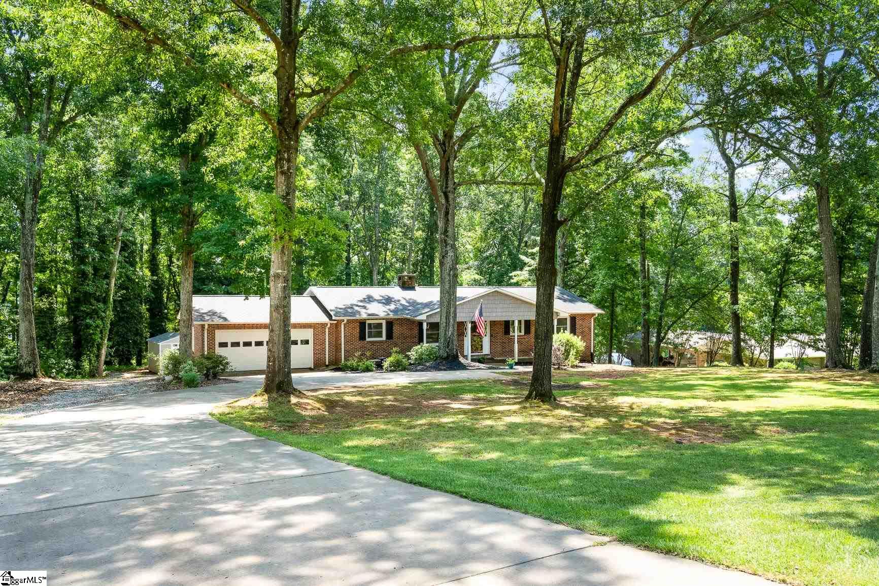 303 Jolly Acres Anderson, SC 29621 - Photo 3 of 36