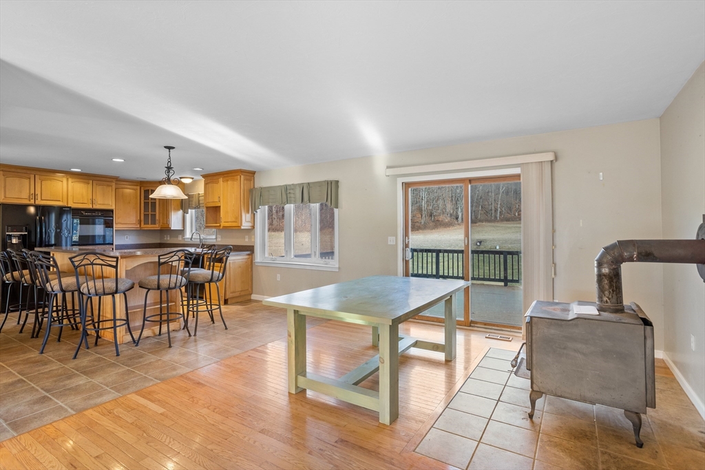 19 Mulpus Road Shirley, MA 01464 - Photo 15 of 27