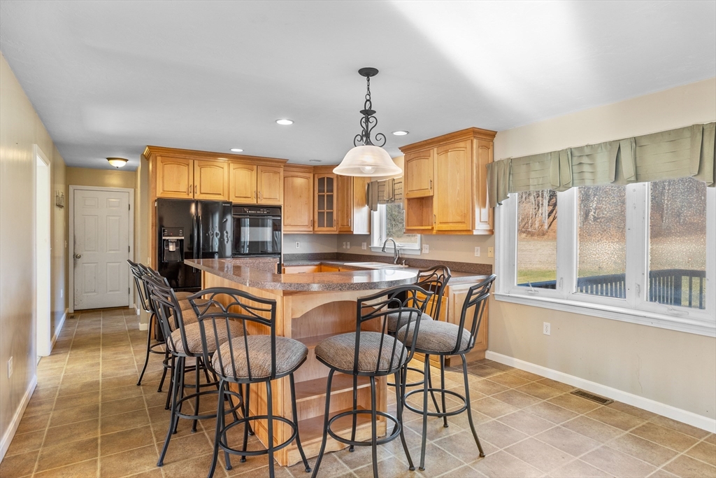 19 Mulpus Road Shirley, MA 01464 - Photo 9 of 27