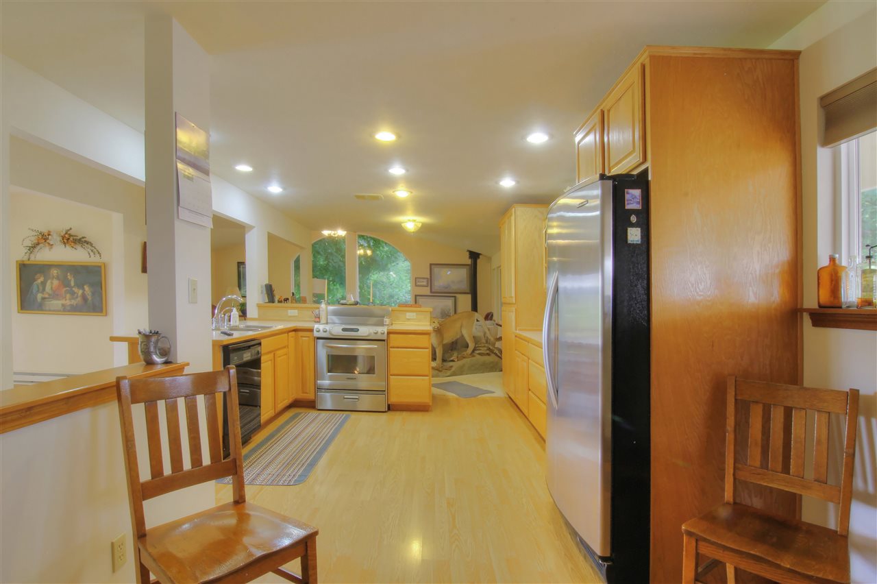 1615 Zimmer Road Addy, WA 99101 - Photo 5 of 20