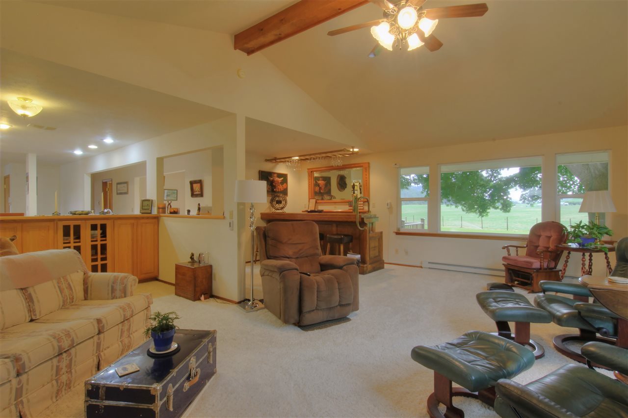 1615 Zimmer Road Addy, WA 99101 - Photo 8 of 20