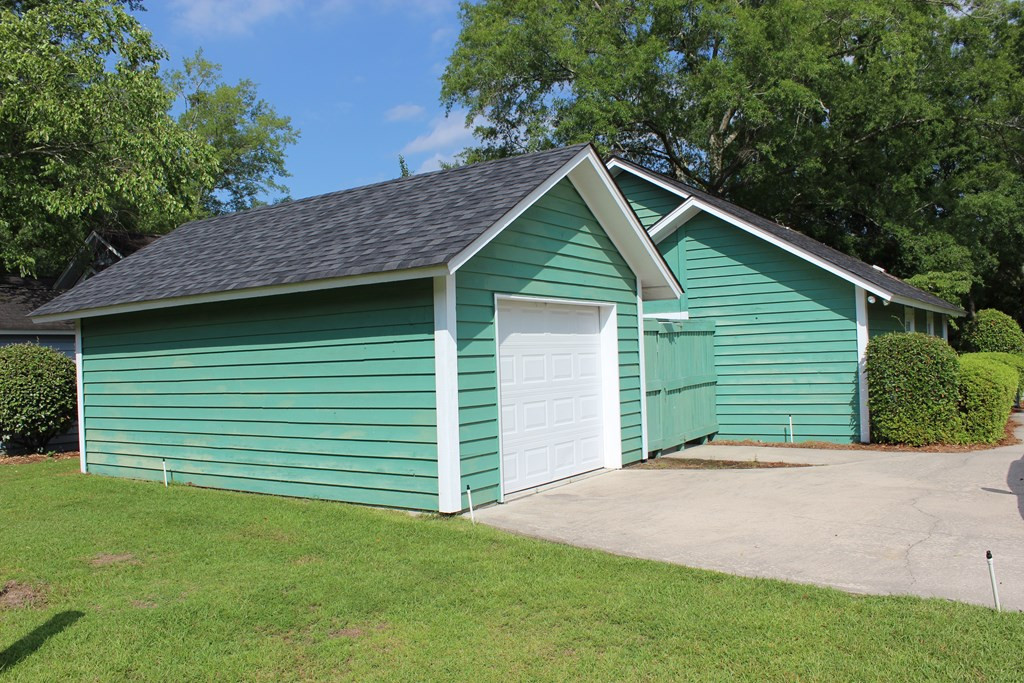 4 Peter Collinson Road Santee, SC 29142 - Photo 5 of 50 Gallery Image 5