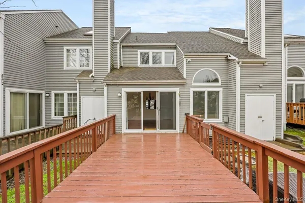 $400,000 | 178 Fairway Drive, Carmel, NY 10512