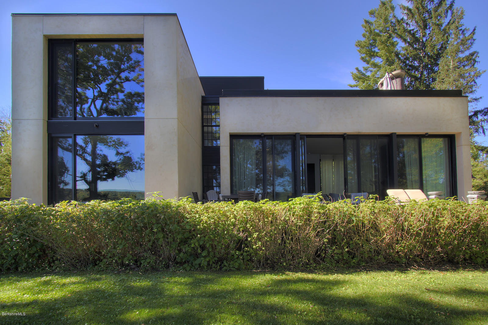 121 A Golf Course Road Craryville, NY 12521 - Photo 3 of 19 a front view of a house with garden