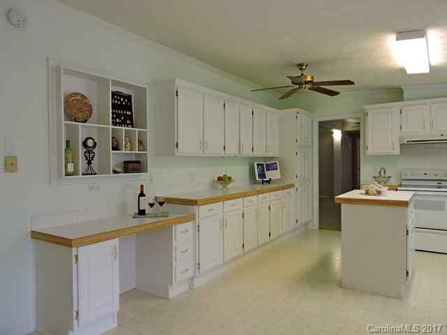 1770 Sutton Spring Road York, SC 29745 - Photo 8 of 24