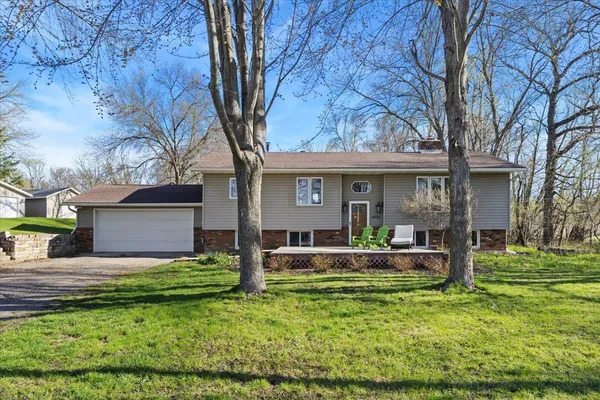$345,000 | 11854 North Shore Drive, Spicer, MN 56288