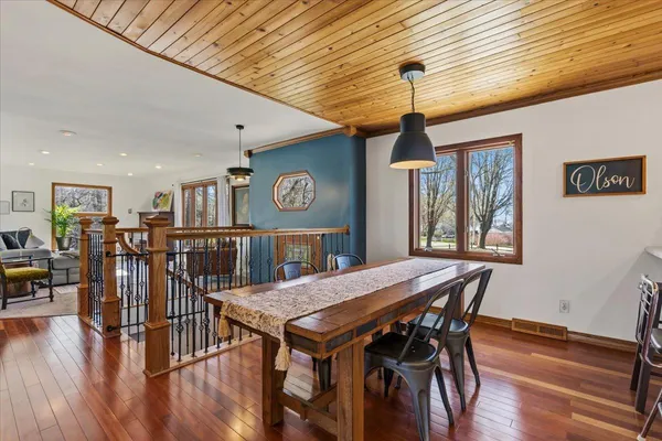 $345,000 | 11854 North Shore Drive, Spicer, MN 56288