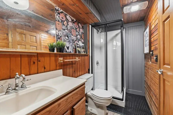 $345,000 | 11854 North Shore Drive, Spicer, MN 56288