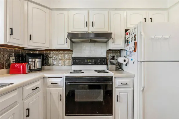 $345,000 | 11854 North Shore Drive, Spicer, MN 56288