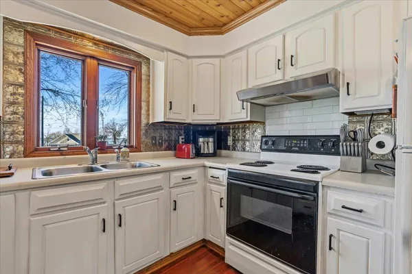 $345,000 | 11854 North Shore Drive, Spicer, MN 56288