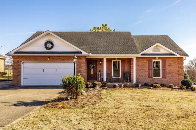 $474,900 | 415 Woodlands Drive, Gallatin, TN 37066