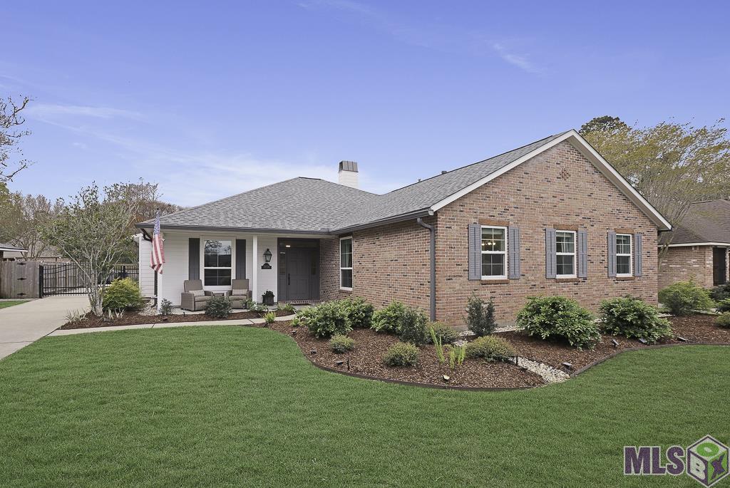 7836 Menlo Drive Baton Rouge, LA 70808 - Photo 1 of 36