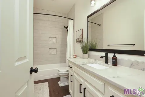 $549,000 | 7836 Menlo Drive, Baton Rouge, LA 70808